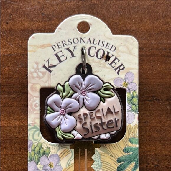 Special Sister Floral Key Cover - Picture 2 of 4